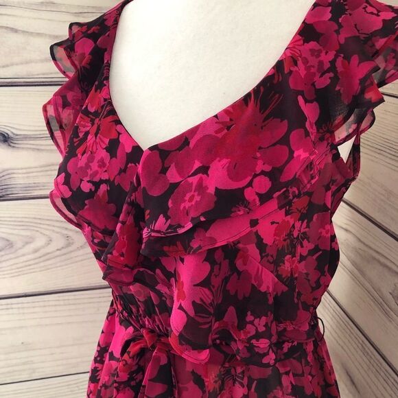 EXPRESS Floral Ruffle Tank Small - Picture 2 of 9